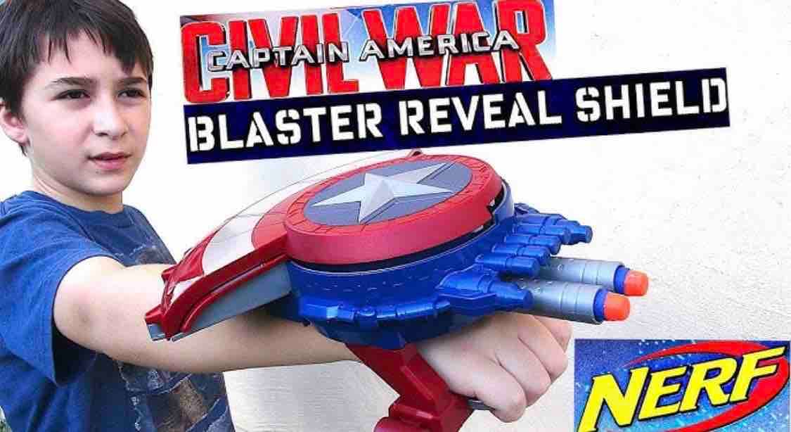 Captain America Civil War Like Blaster Reveal Shield Toy and Bullet Blaster (Blue) — view 2