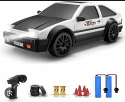 RC Real Drifting Car 1:24 | Remote Control Drift Racing Car with Spare Tyres, Cones & 2 Batteries
